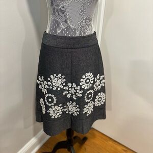 Ann Taylor Women Sz: 4 Embroidered Skirt Dark Gray A-Line Lined Floral.
